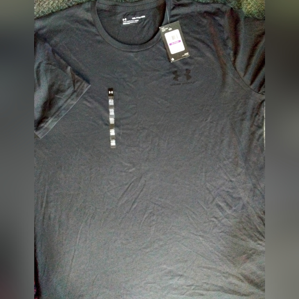 Under Armour Left Chest Short-Sleeve T-Shirt